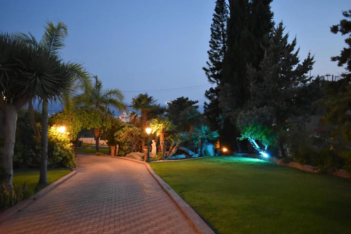 Olive Tree Apartments Limassol Exterior foto